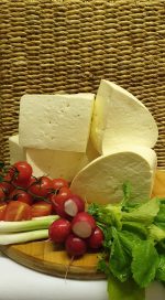 Telemea de vaca - 1 kg Ronatural