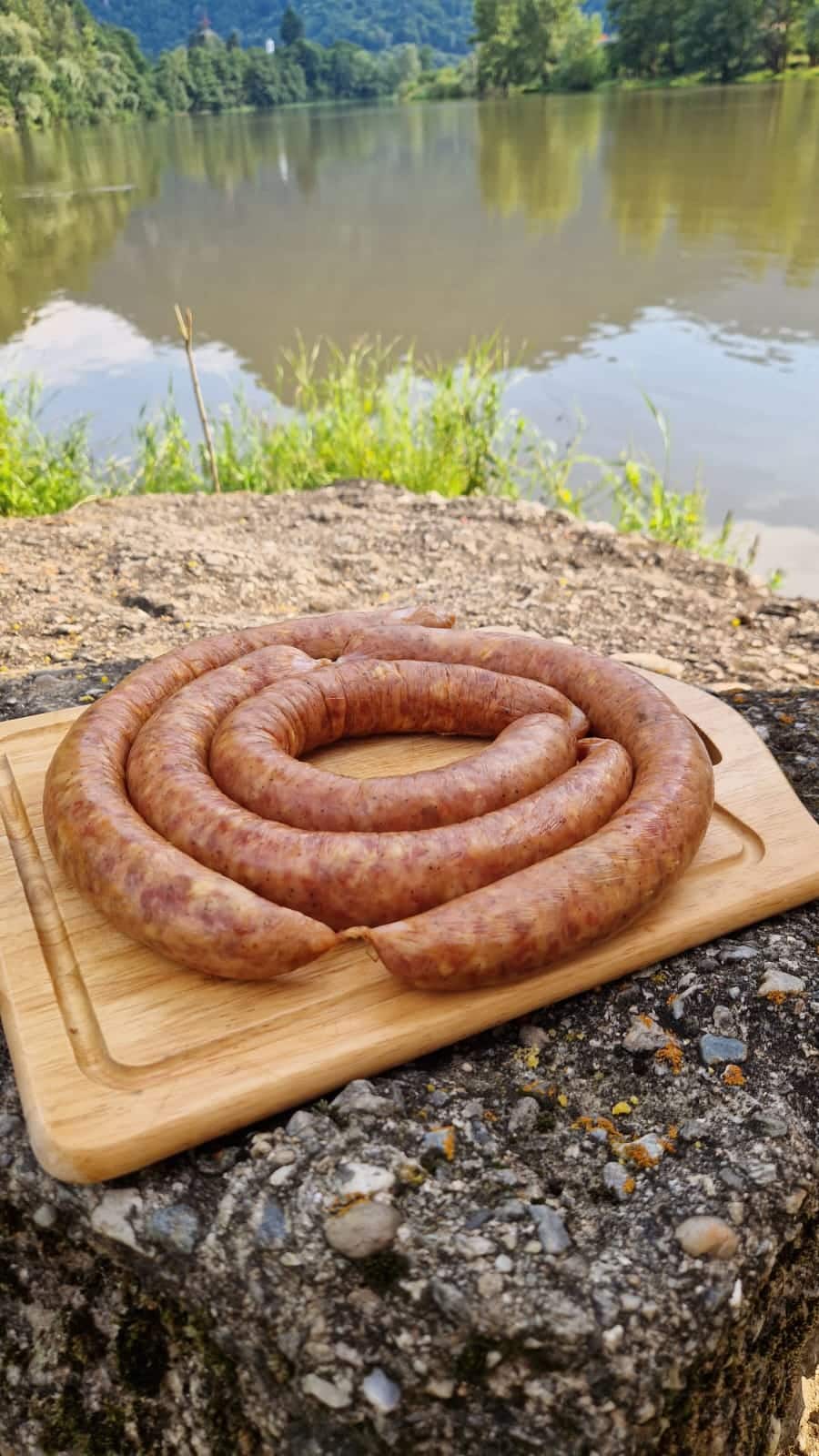 WhatsApp-Image-2023-07-14-at-19.07.19.jpeg Carnati semiafumati mangalita - imagine 1