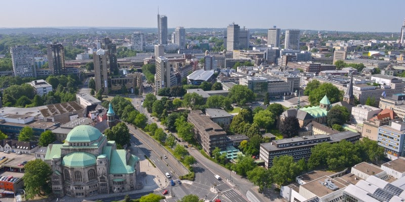 Magazin Românesc în Essen – Produse Tradiționale Romanesti 1 103 Skyline tagsueber 0800 1zu2